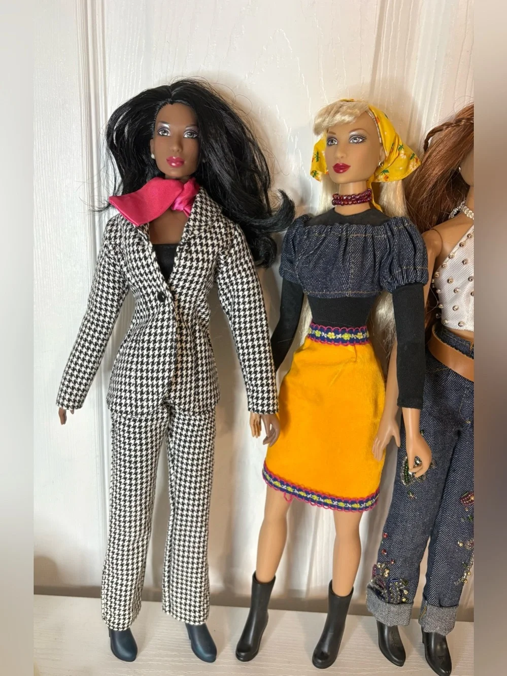 Lot of 6 Jakks Pacific Elle Trendwatch 15” Fashion Dolls City Chic Walk on Wild